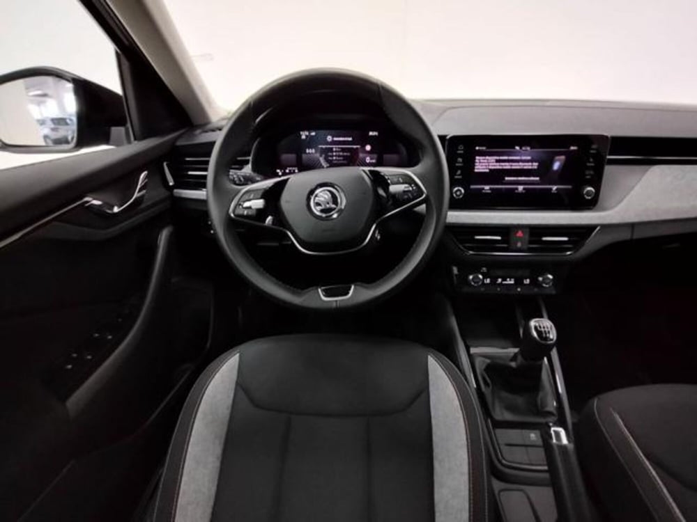 Skoda Kamiq usata a Como (10)