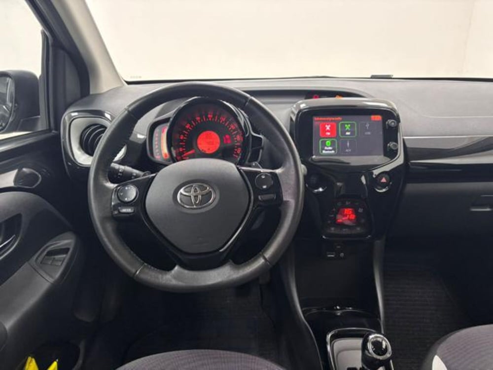 Toyota Aygo usata a Como (11)