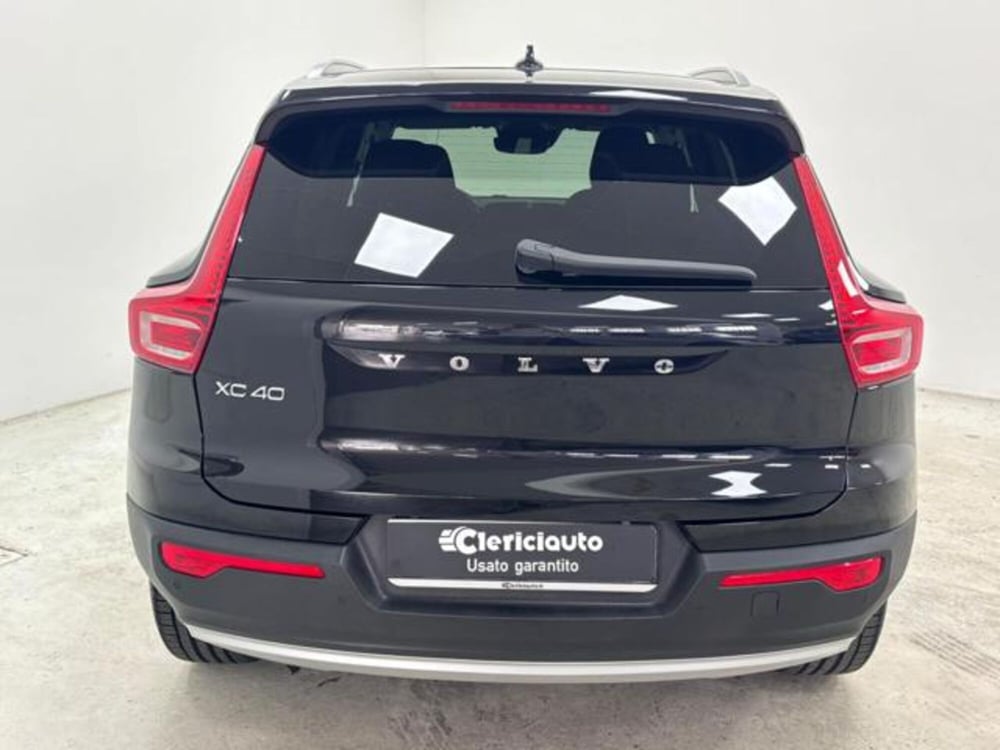 Volvo XC40 usata a Como (7)