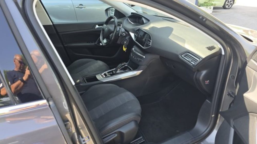 Peugeot 308 SW usata a Macerata (7)