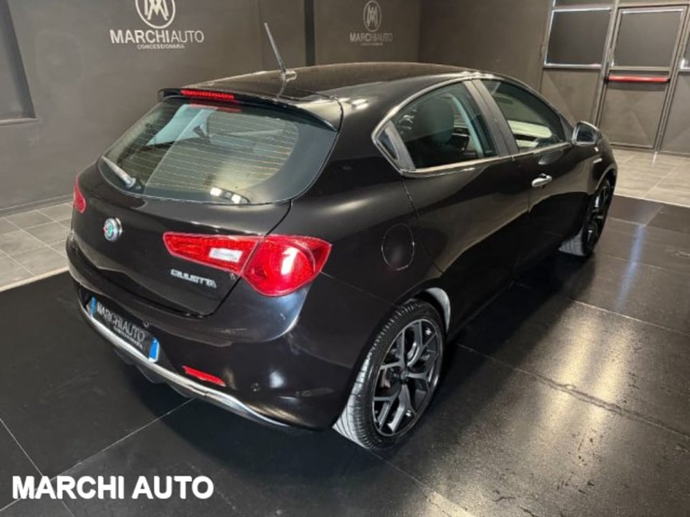 Alfa Romeo Giulietta usata a Perugia (5)