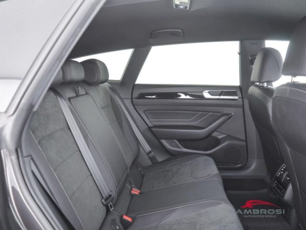 Volkswagen Arteon usata a Perugia (11)