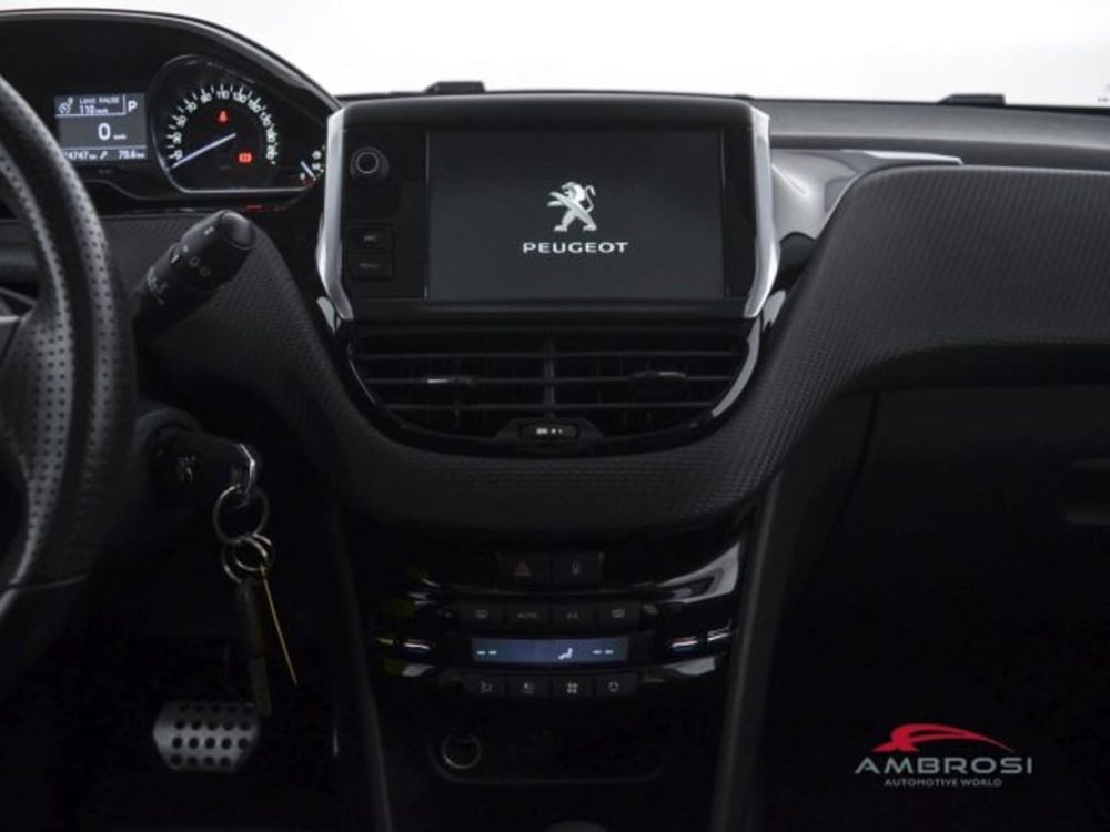 Peugeot 208 usata a Perugia (15)