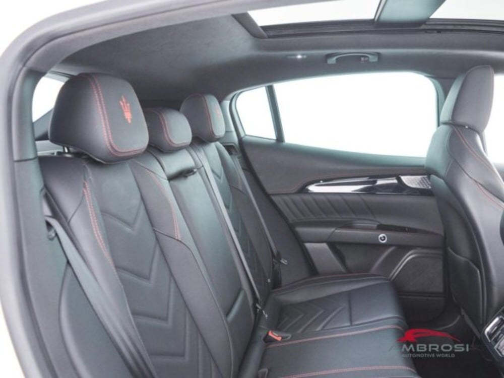 Maserati Grecale usata a Perugia (11)