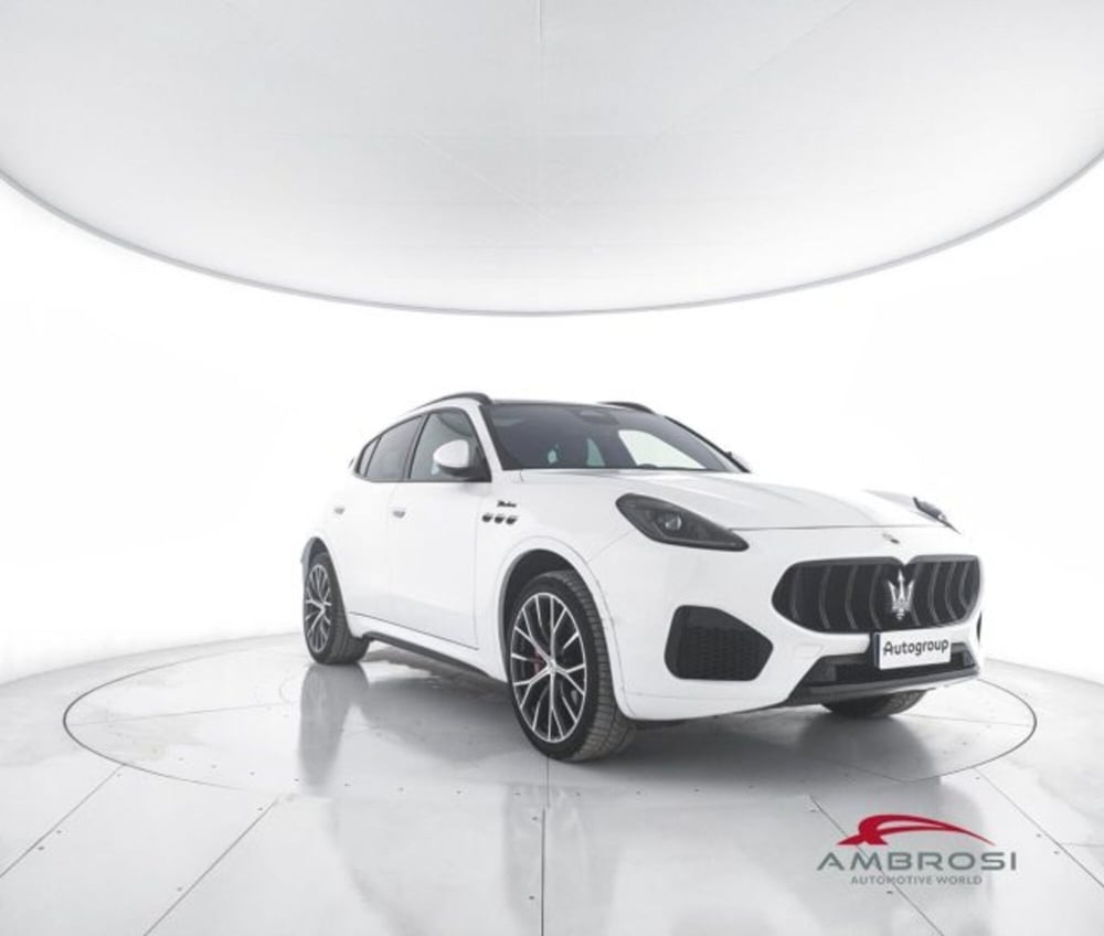 Maserati Grecale usata a Perugia (2)