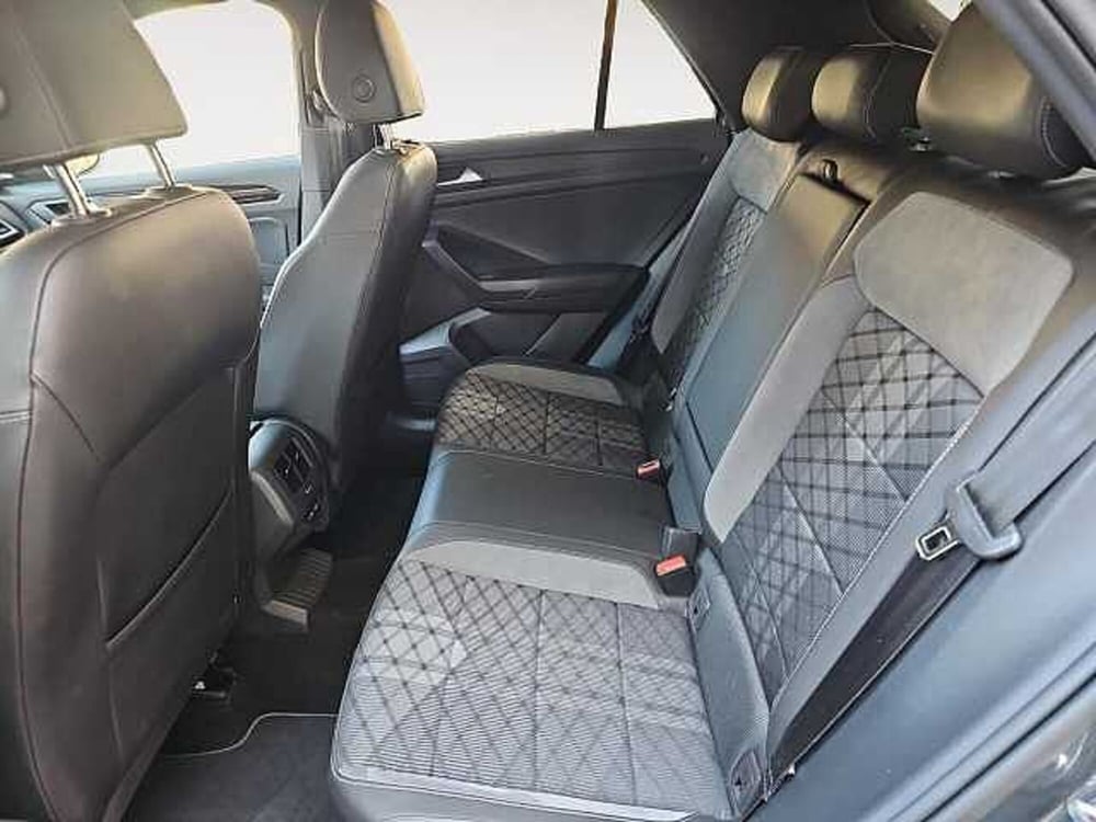 Volkswagen T-Roc usata a Lecco (14)