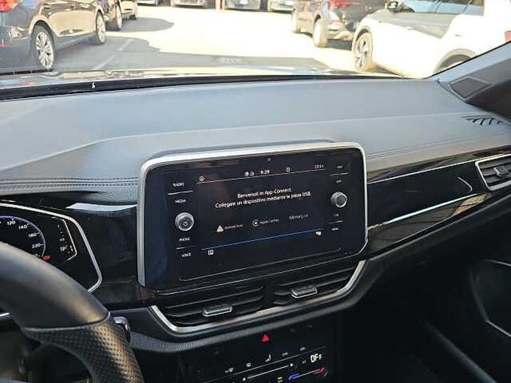 Volkswagen T-Roc usata a Lecco (16)
