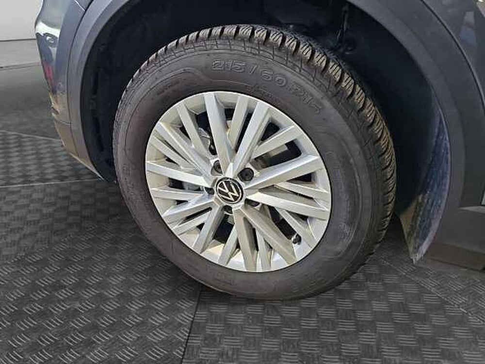 Volkswagen T-Roc usata a Lecco (15)
