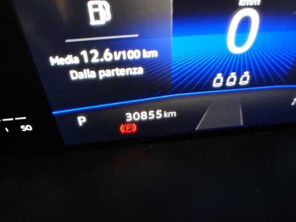Volkswagen T-Roc usata a Lecco (16)