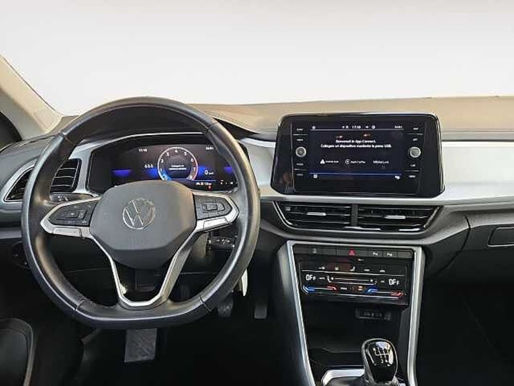 Volkswagen T-Roc usata a Lecco (9)