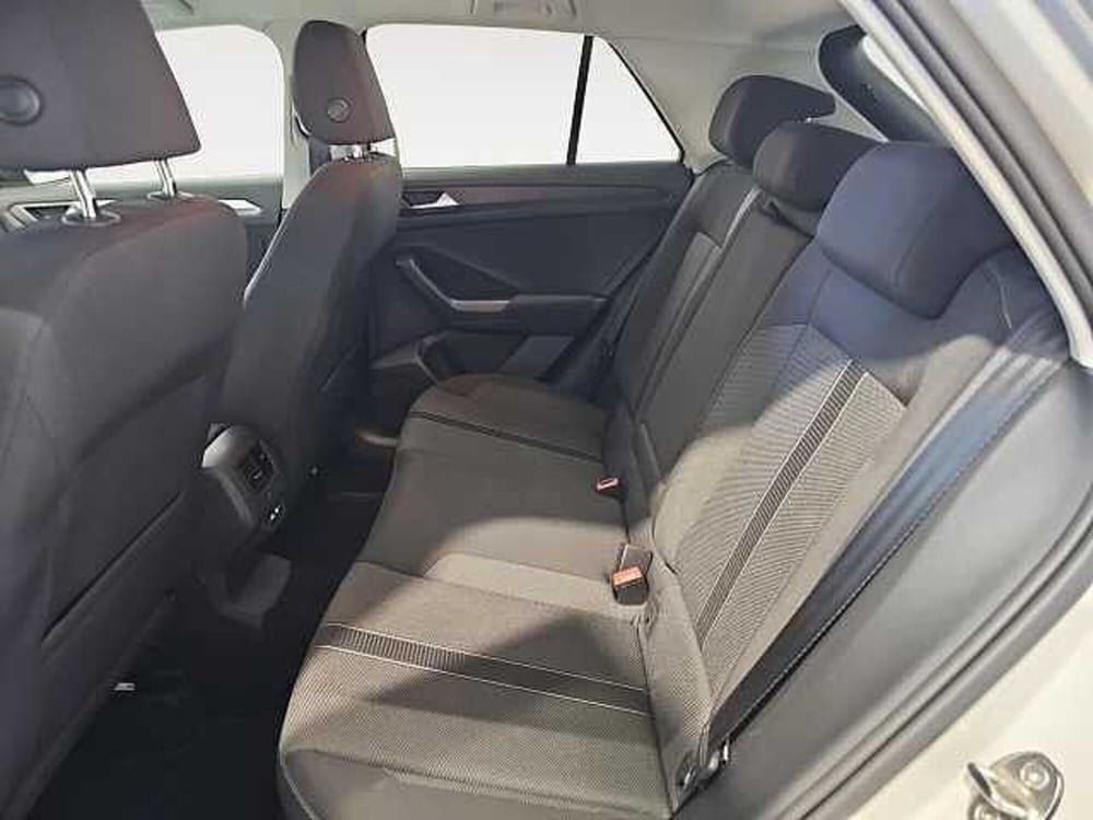 Volkswagen T-Roc usata a Lecco (13)