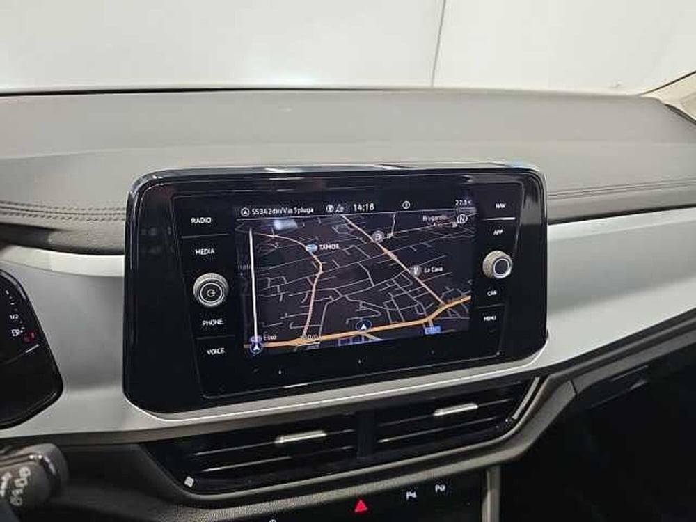 Volkswagen T-Roc usata a Lecco (16)