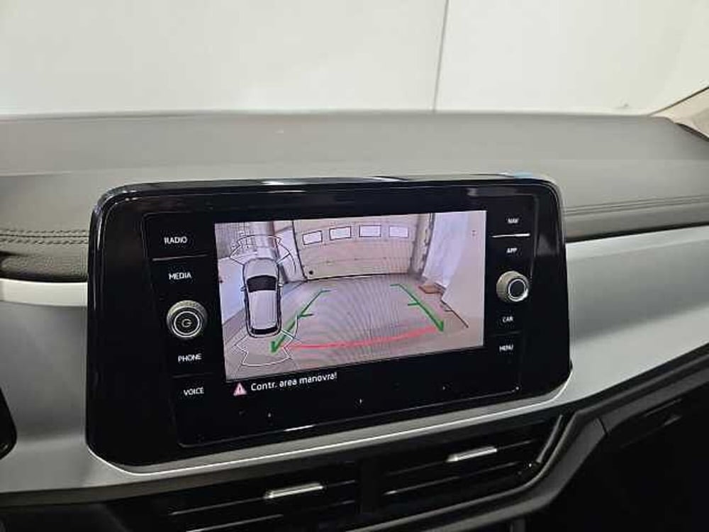 Volkswagen T-Roc usata a Lecco (19)