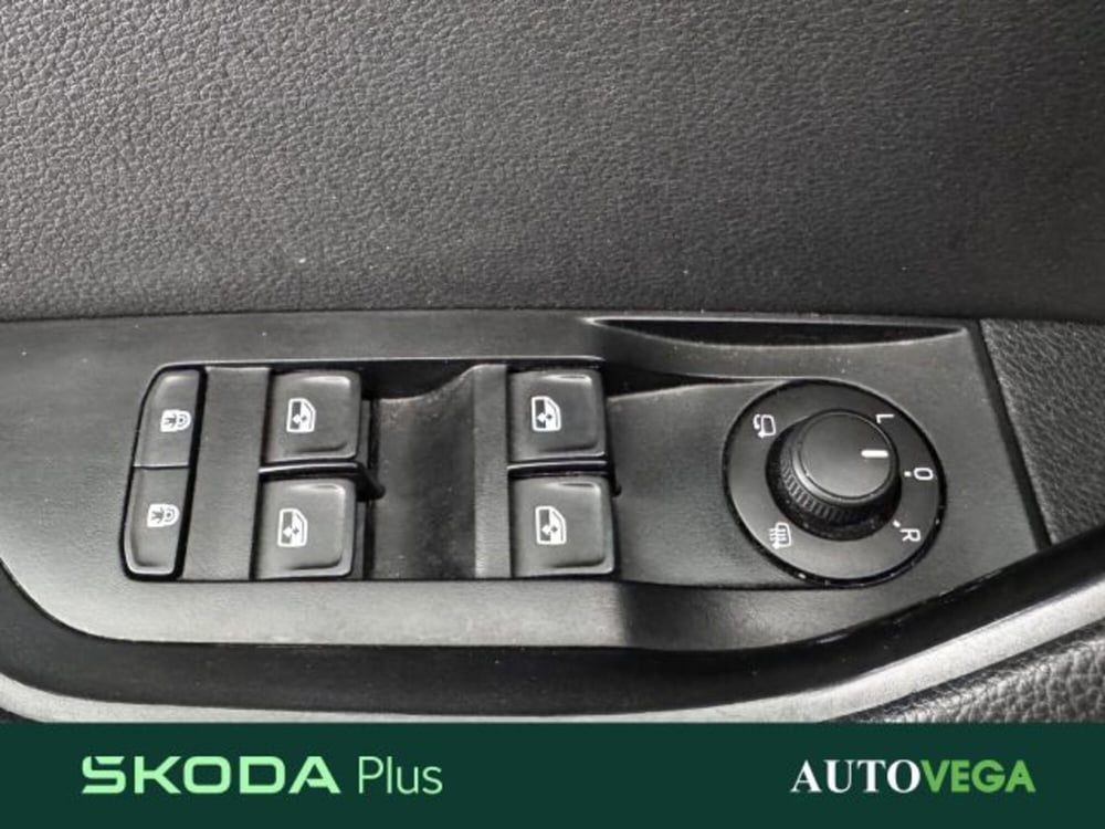 Skoda Superb Station Wagon usata a Vicenza (12)