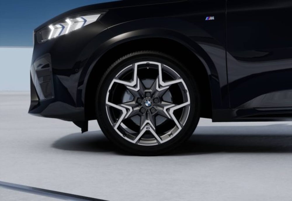 BMW X2 nuova a Modena (8)
