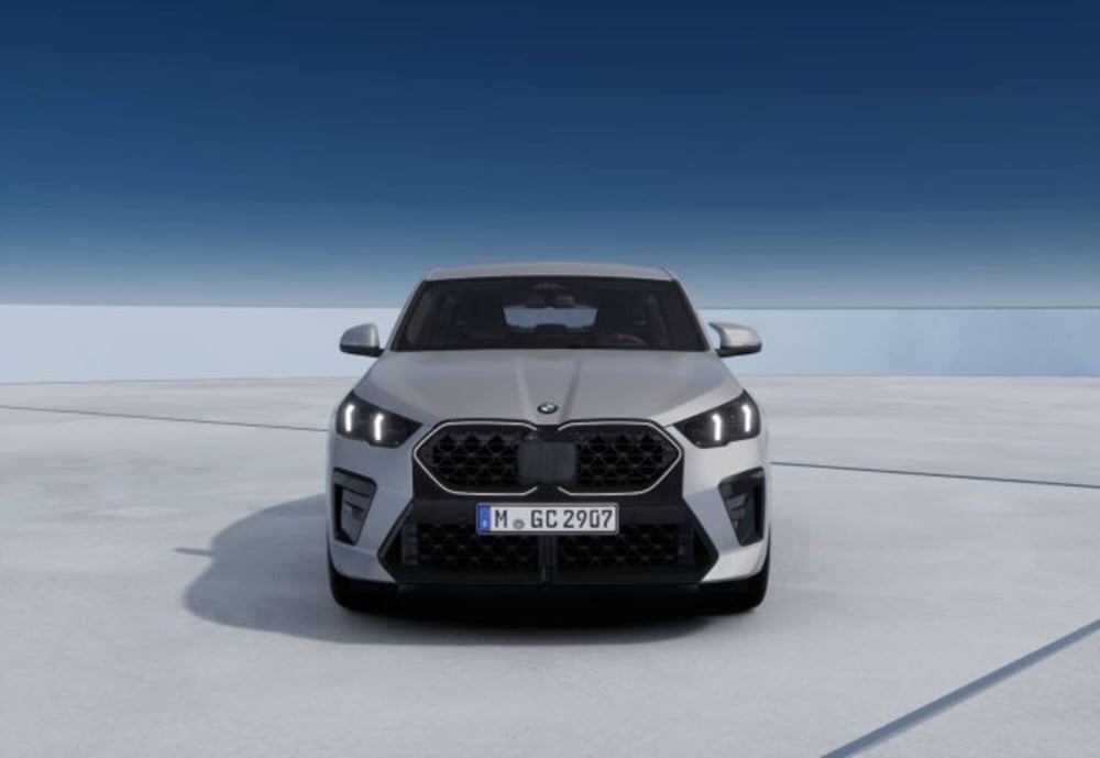 BMW X2 nuova a Modena (3)