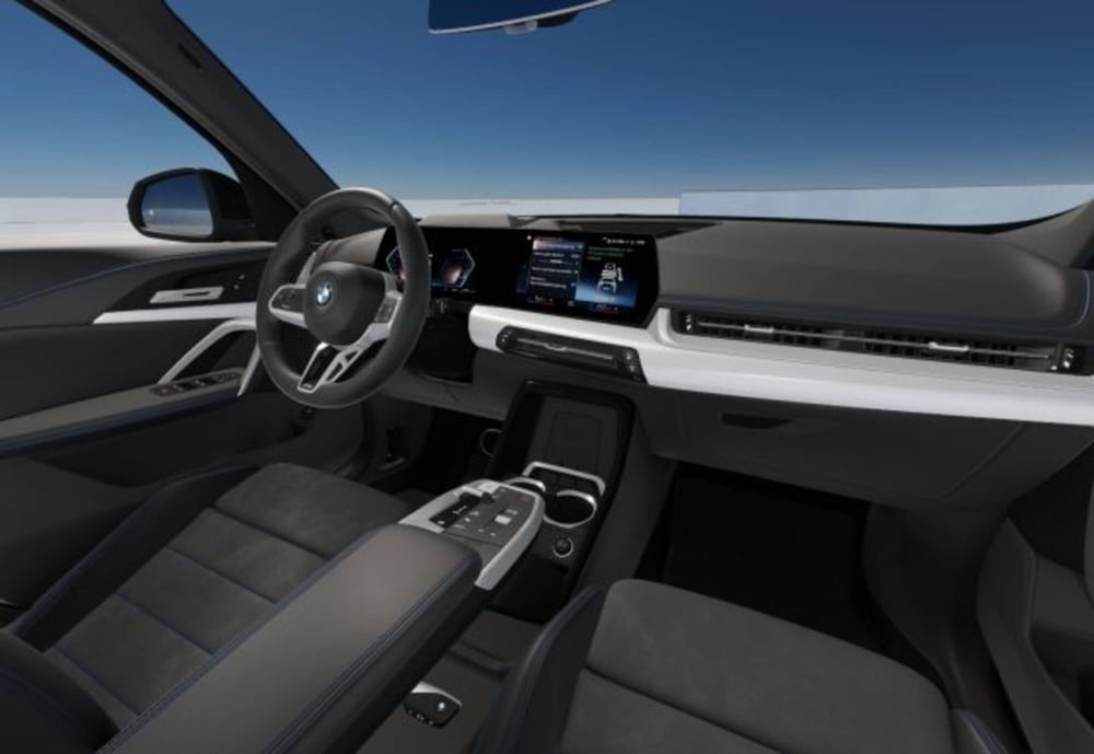 BMW X1 nuova a Modena (15)