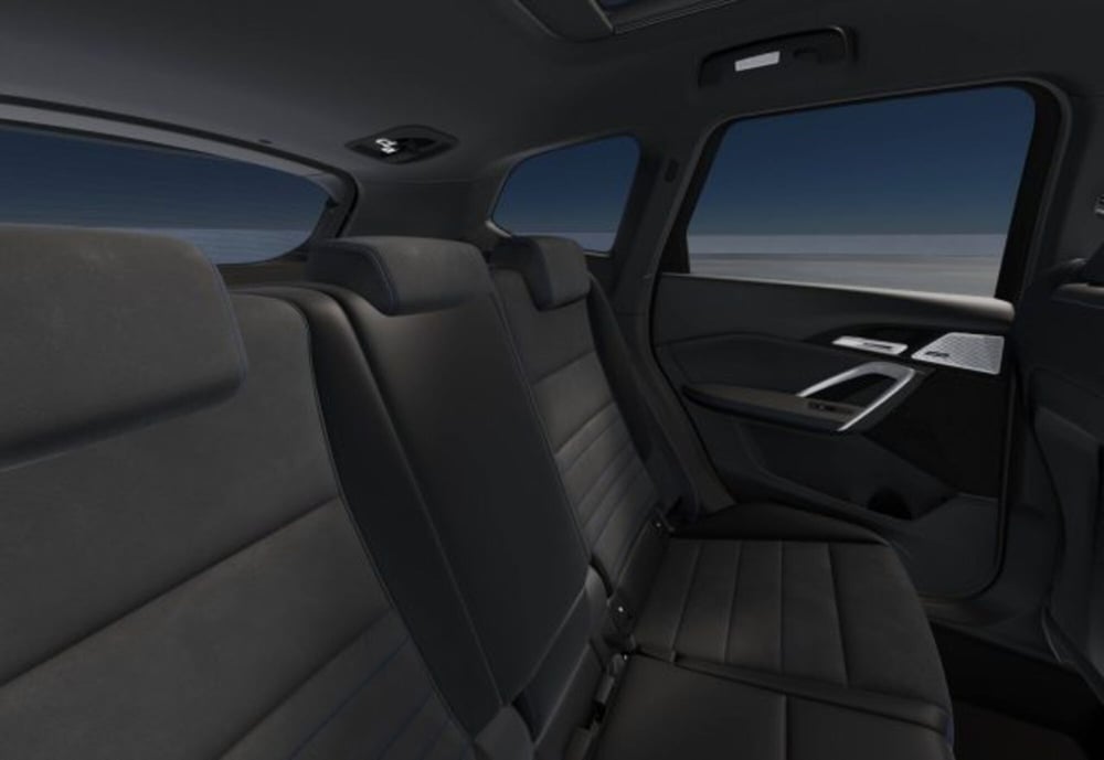 BMW X1 nuova a Modena (13)