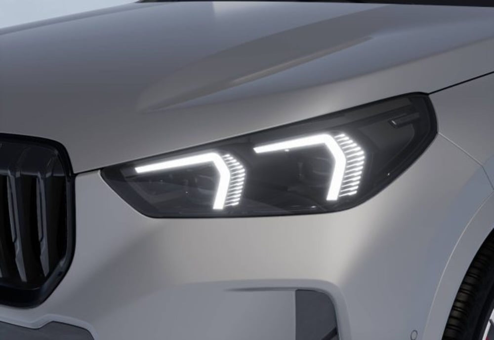 BMW X1 nuova a Modena (7)