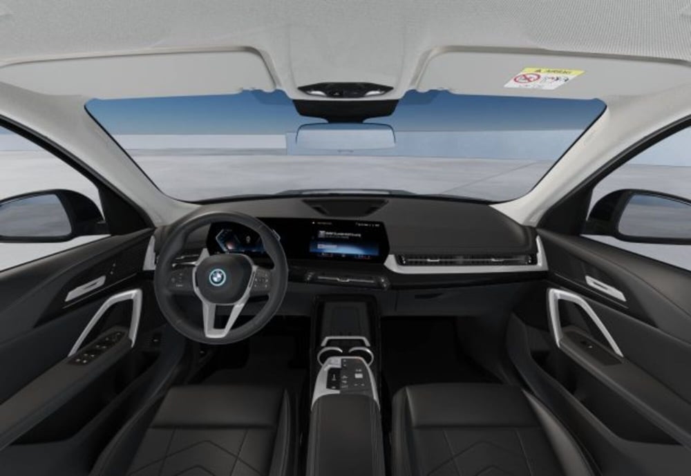 BMW iX1 nuova a Modena (11)