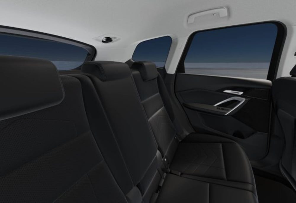 BMW iX1 nuova a Modena (13)