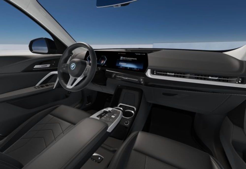 BMW iX1 nuova a Modena (15)