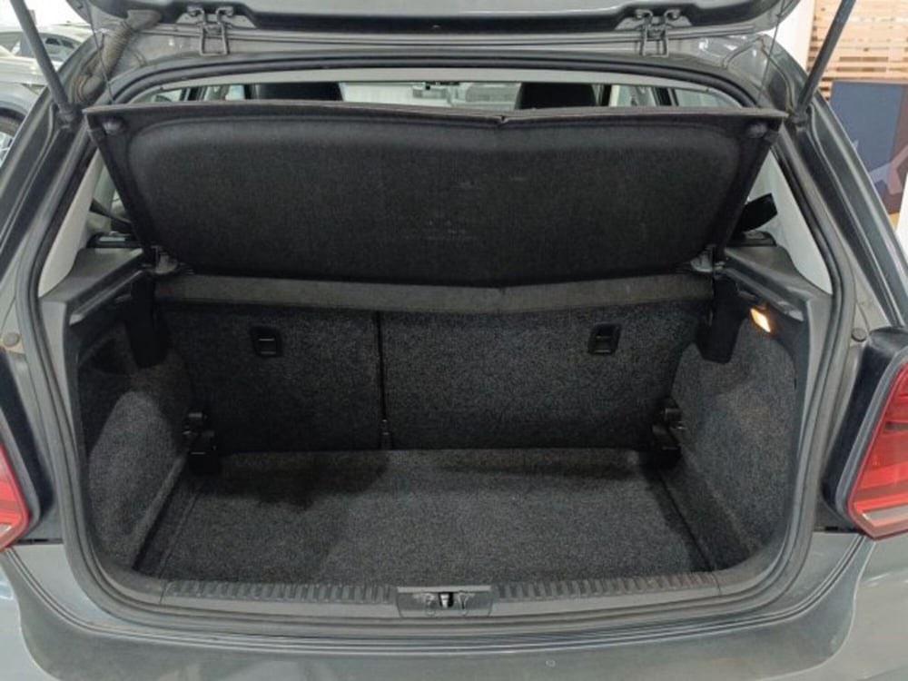 Volkswagen Polo usata a Catania (12)