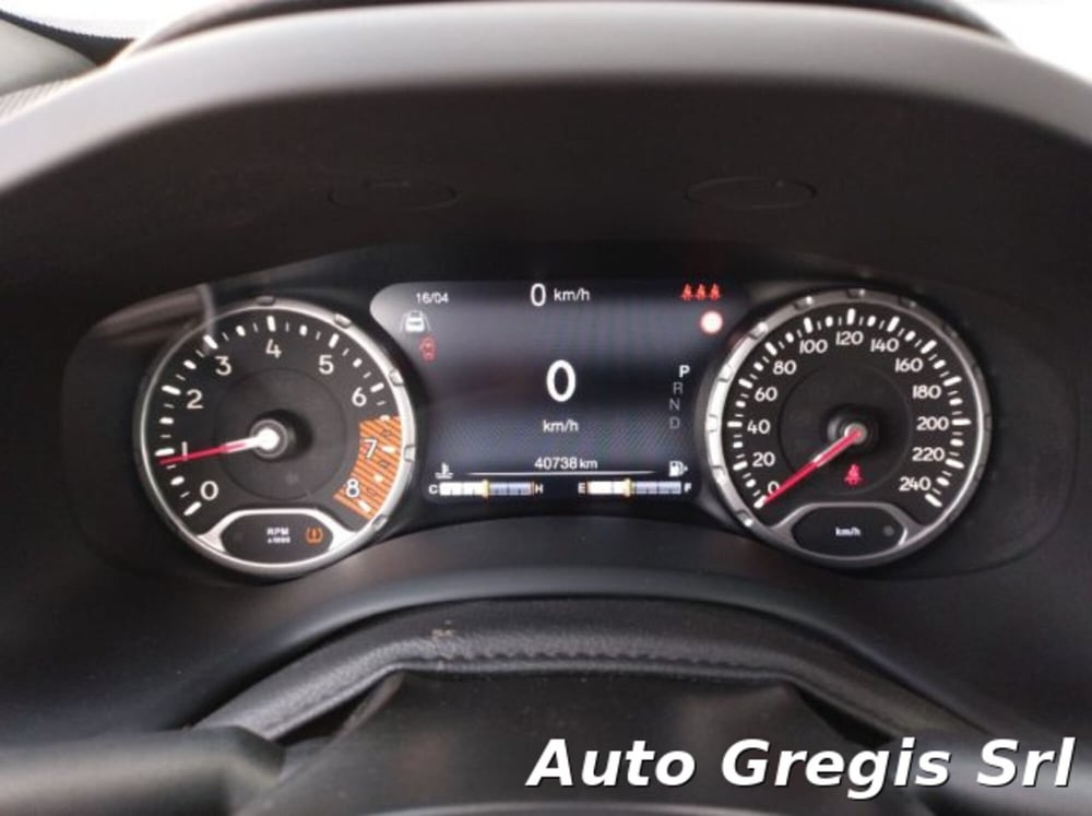 Jeep Renegade usata a Milano (10)