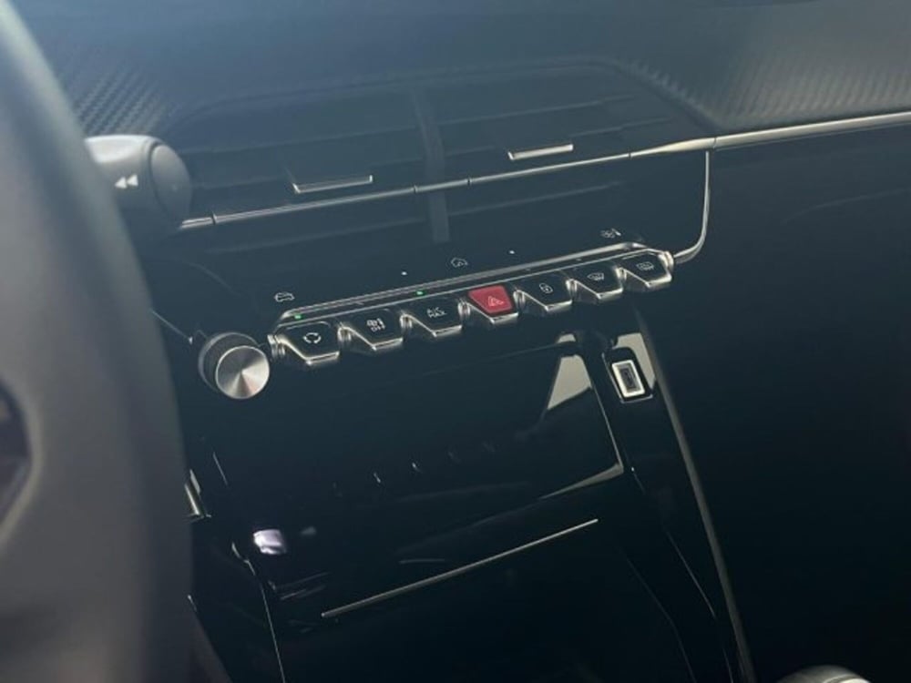 Peugeot 2008 usata a Trapani (15)
