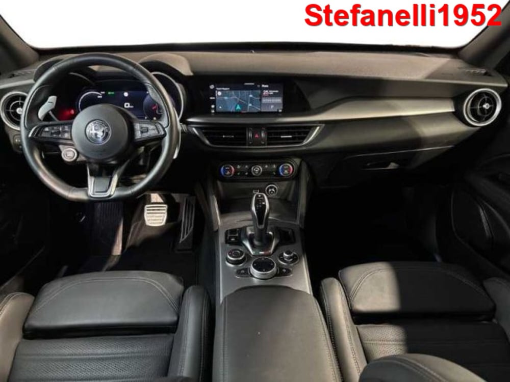 Alfa Romeo Stelvio usata a Bologna (13)