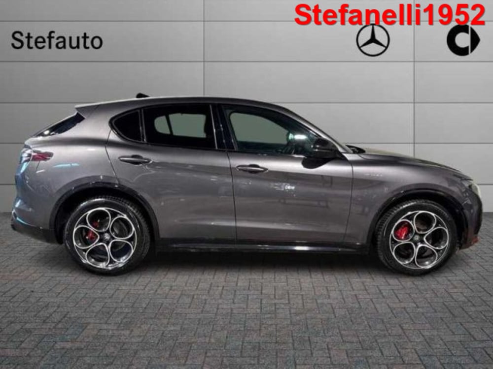 Alfa Romeo Stelvio usata a Bologna (2)