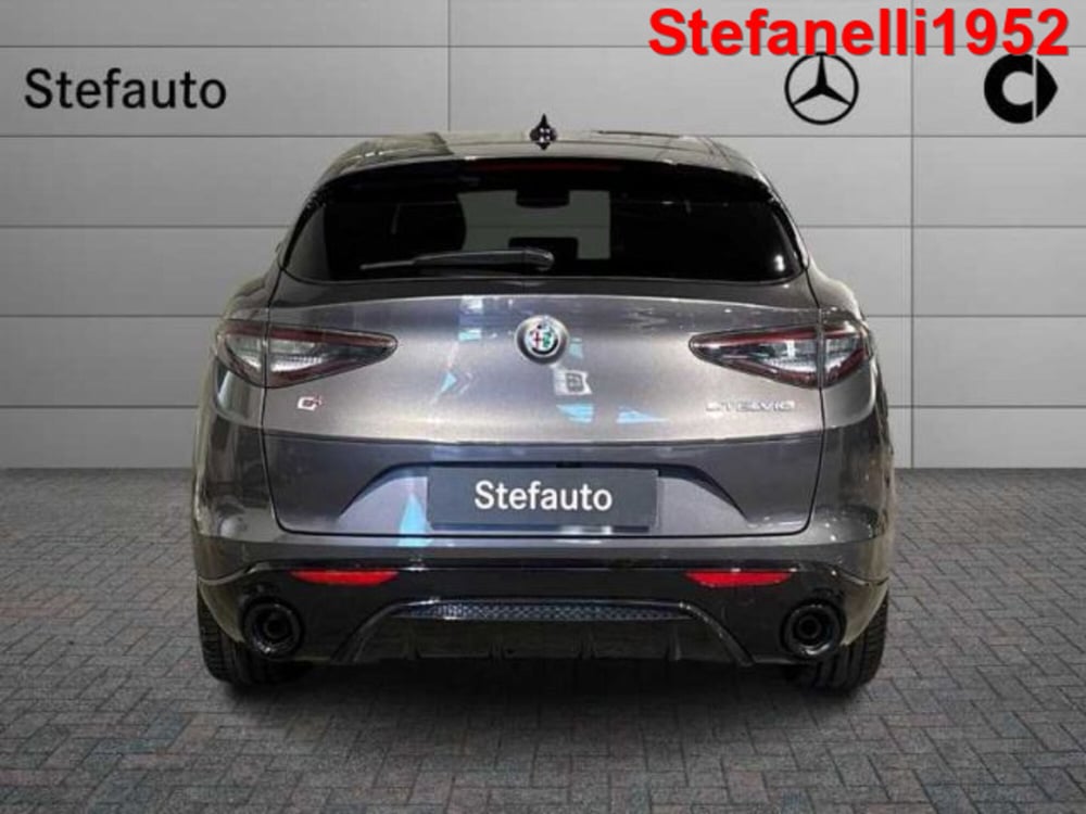 Alfa Romeo Stelvio usata a Bologna (6)