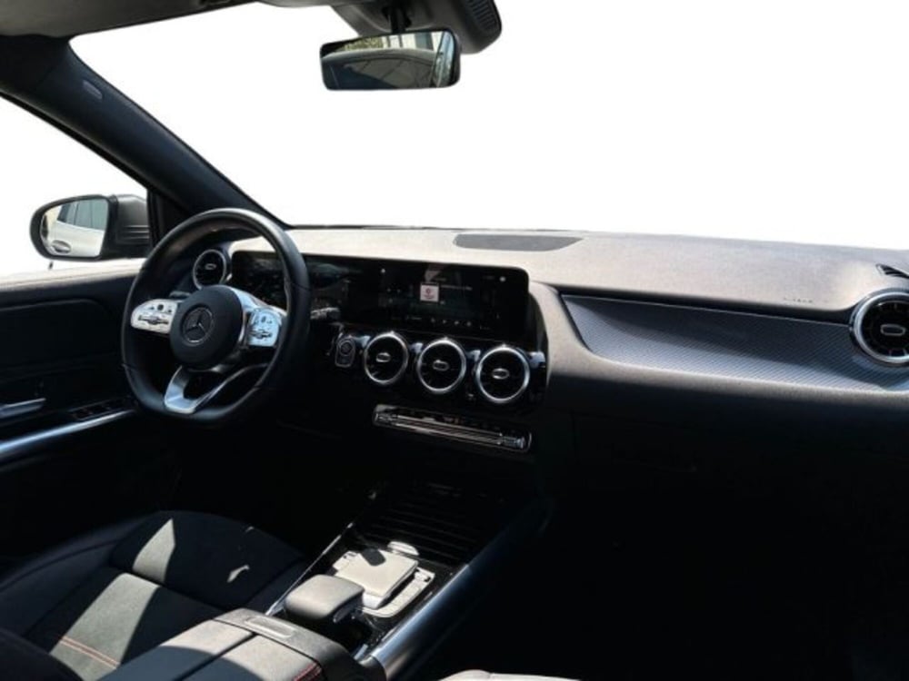 Mercedes-Benz GLA SUV usata a Avellino (15)