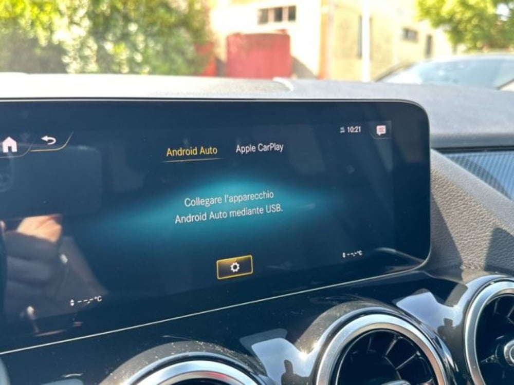 Mercedes-Benz GLA SUV usata a Avellino (18)