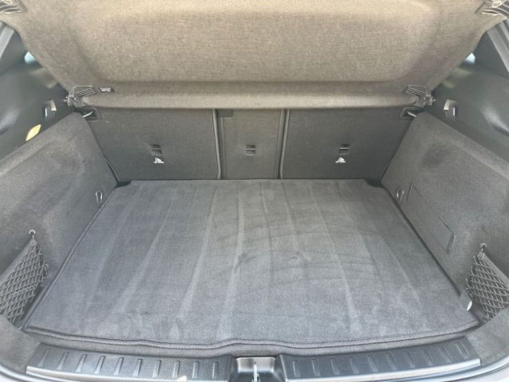 Mercedes-Benz GLA SUV usata a Avellino (8)