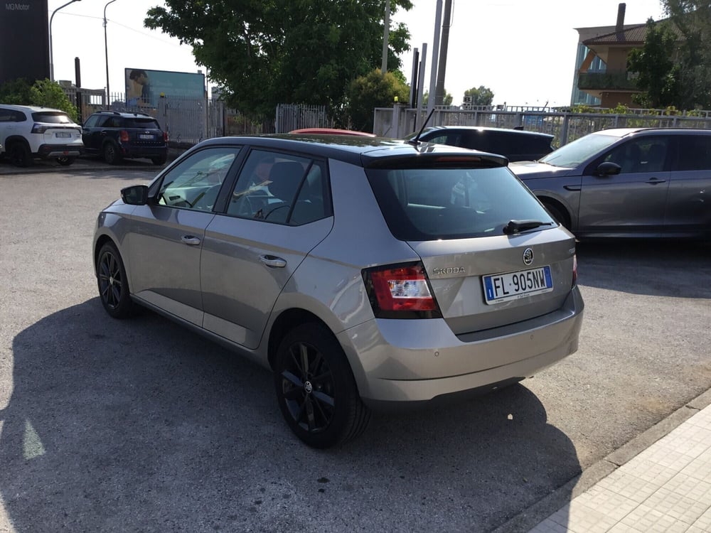 Skoda Fabia usata a Napoli (3)
