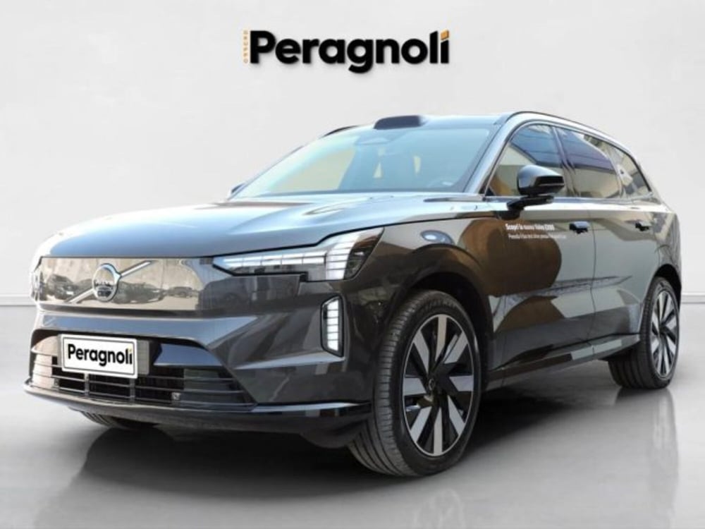 Volvo EX90 nuova a Firenze