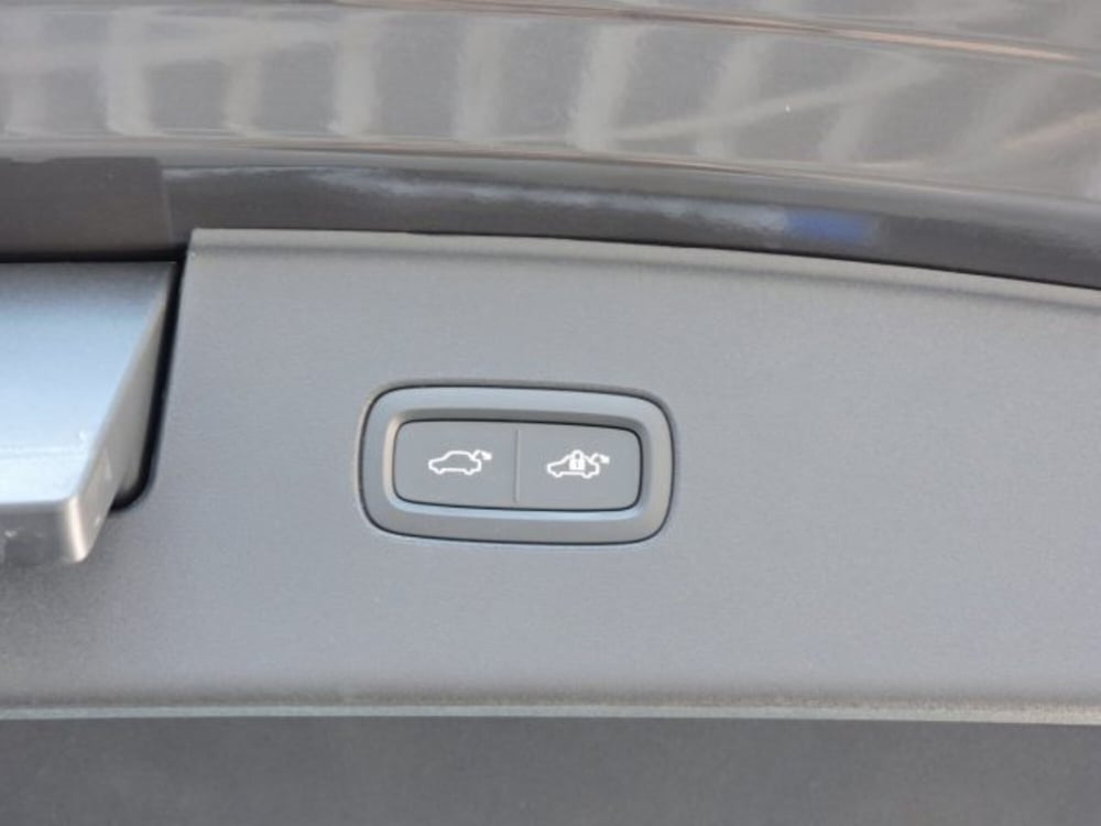 Volvo EX90 nuova a Firenze (7)