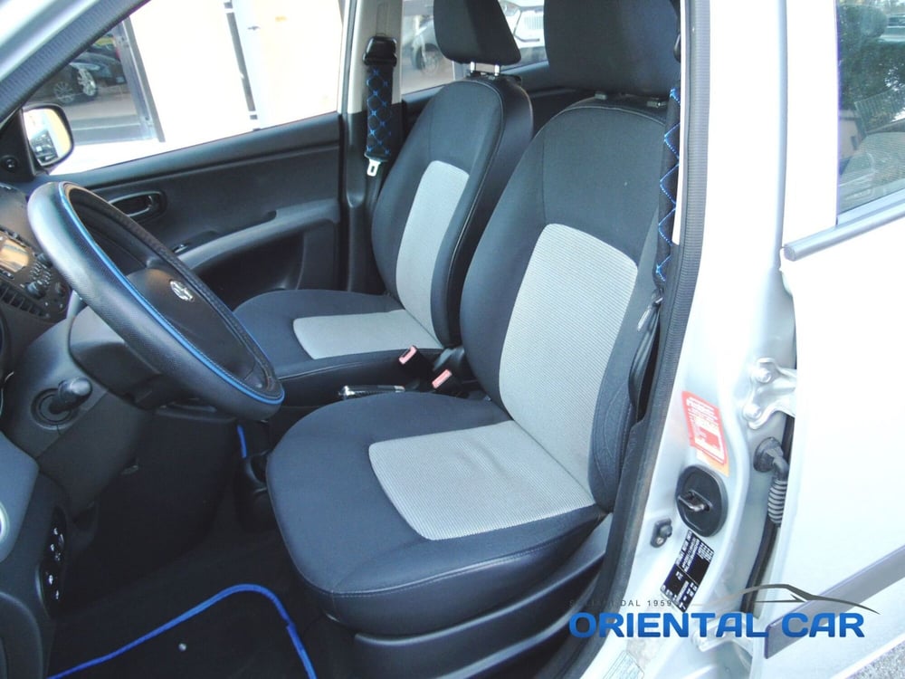 Hyundai i10 usata a La Spezia (8)