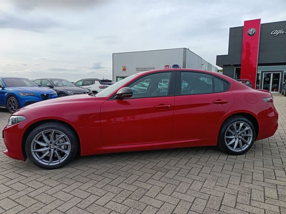 Alfa Romeo Giulia usata a Alessandria (8)