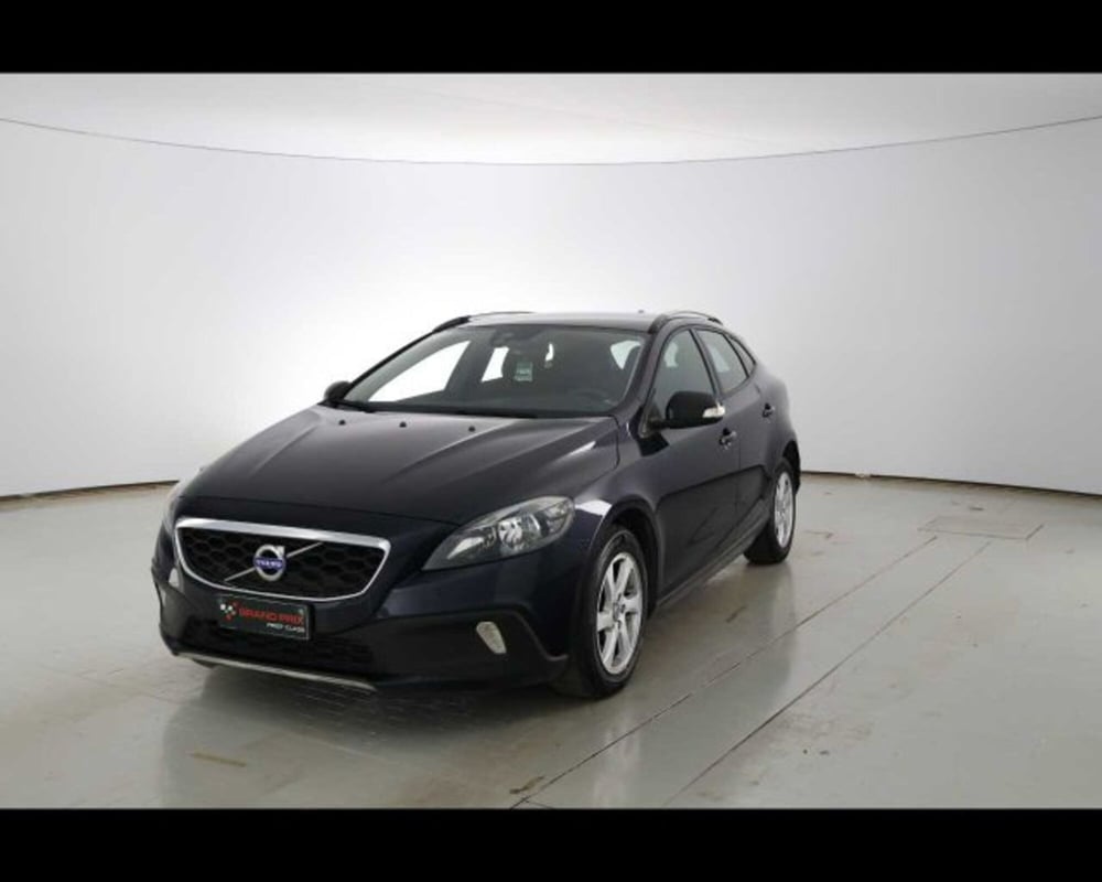 Volvo V40 Cross Country usata a Bologna