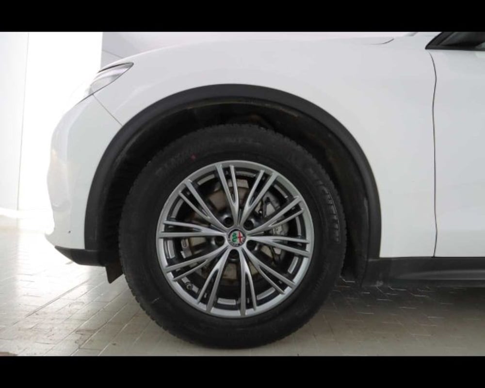 Alfa Romeo Stelvio usata a Bologna (14)