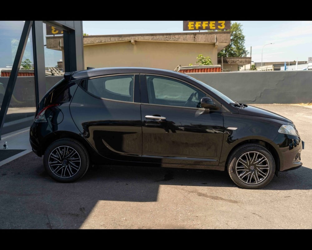 Lancia Ypsilon usata a Venezia (6)