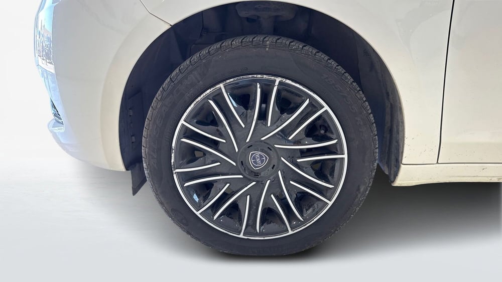 Lancia Ypsilon usata a Viterbo (20)