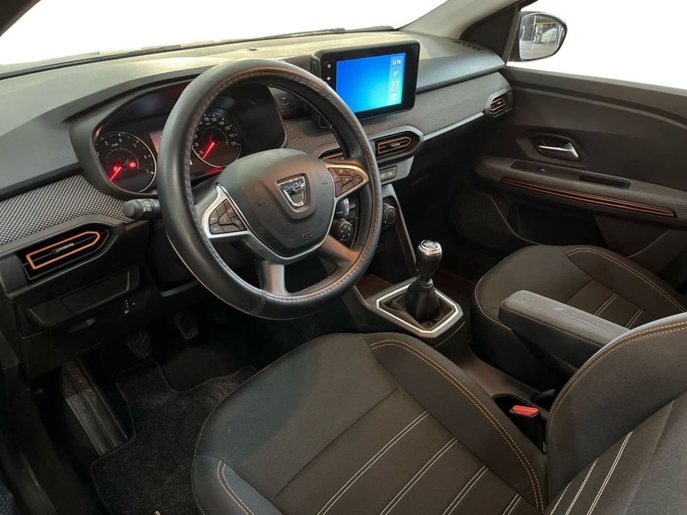 Dacia Sandero usata a Bari (10)