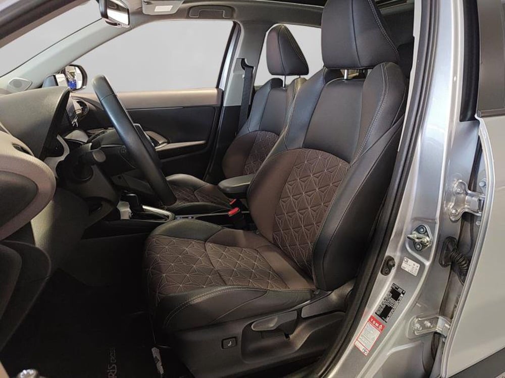 Toyota Yaris Cross usata a Genova (9)