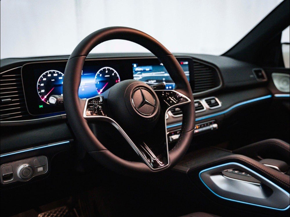 Mercedes-Benz GLE SUV nuova a Macerata (10)