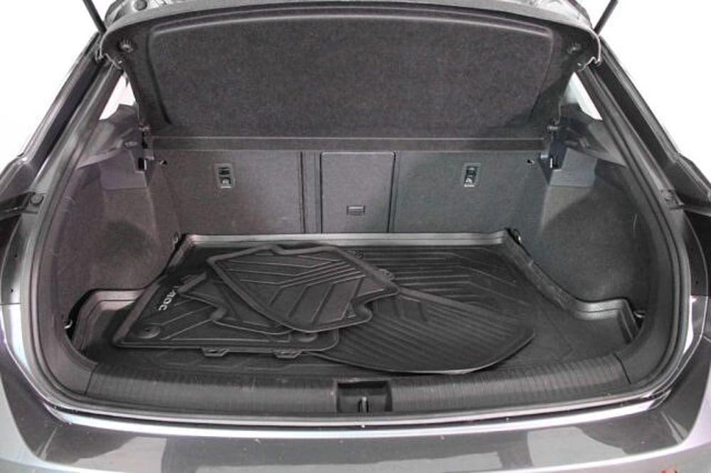 Volkswagen T-Roc usata a Novara (11)