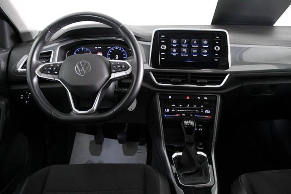 Volkswagen T-Roc usata a Novara (6)