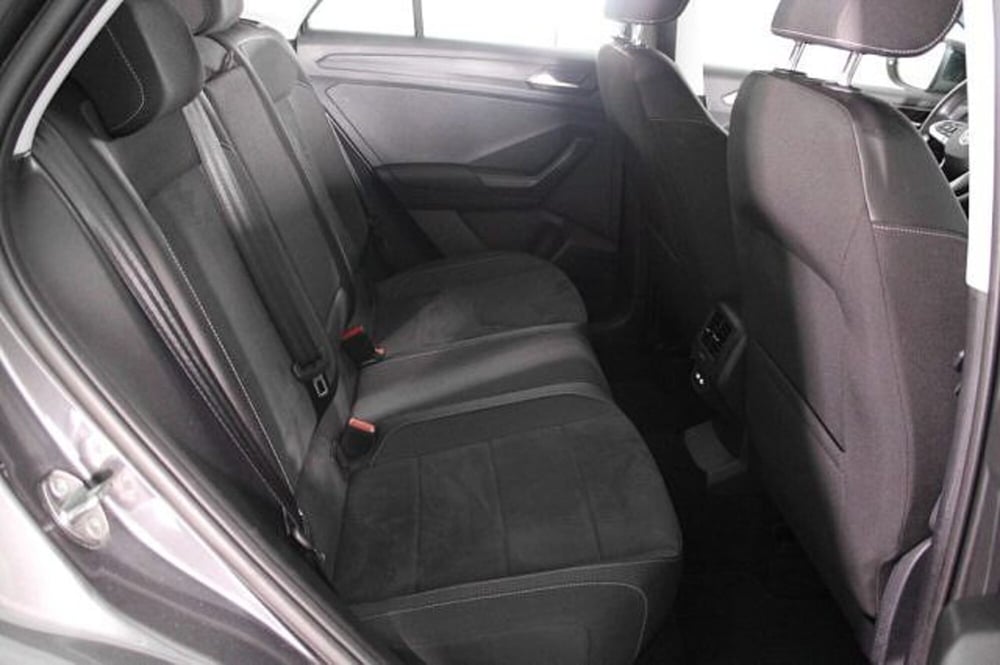 Volkswagen T-Roc usata a Novara (9)